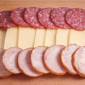 Win A Meat And Cheese Gift Box
