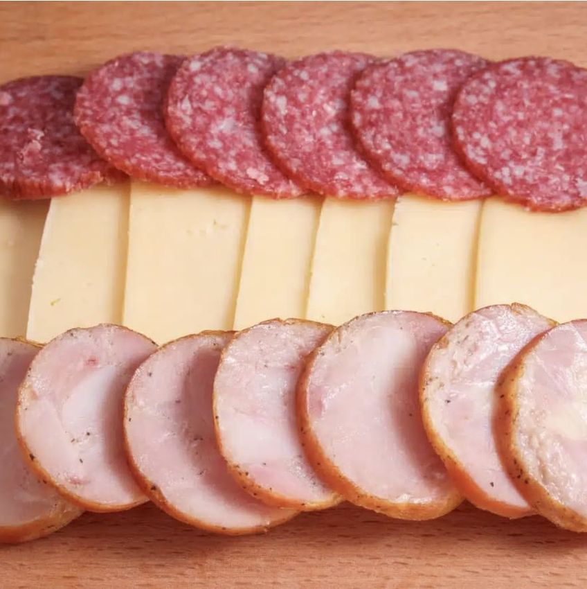 Win A Meat And Cheese Gift Box