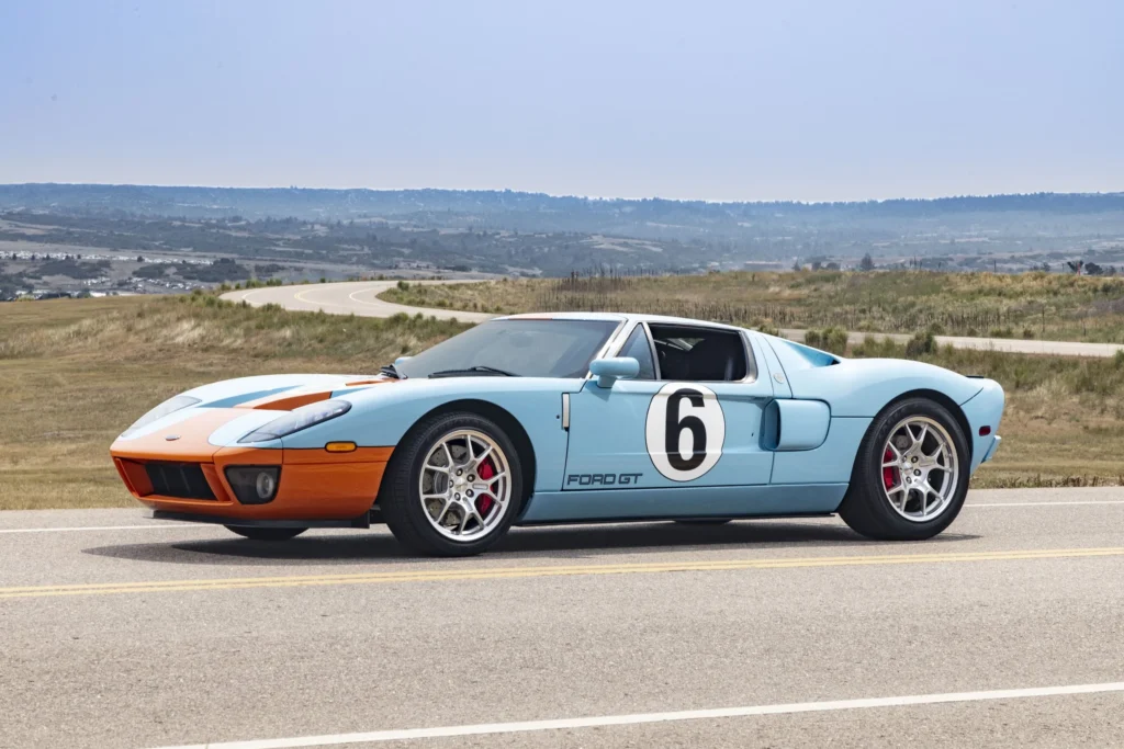 Shelby American Collection 2006 Ford GT Heritage Edition Sweepstakes